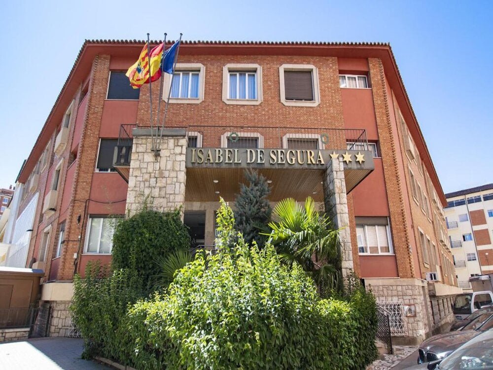 Hotel Isabel de Segura